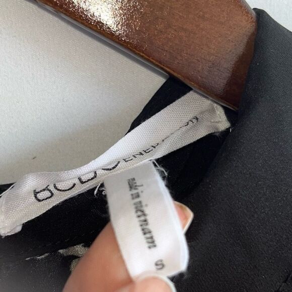 Women's BCBGeneration Black Floral Collared Short Sleeve Dress - Picture 4 of 9